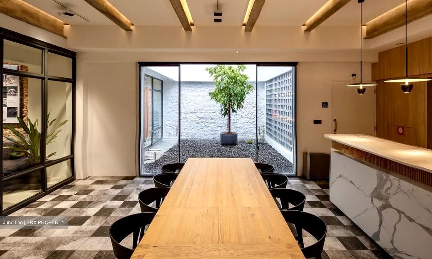 Little India Conservation Area (D8), Shop House #562385651